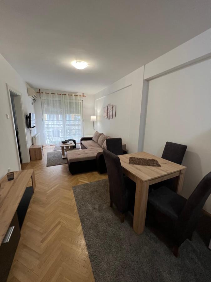 Apartment Dostojevski Novi Sad Eksteriør bilde